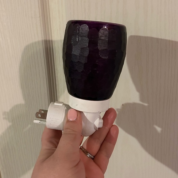Purple Scentsy Plug In - Picture 3 of 3
